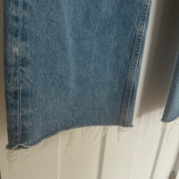 (Citizens of Humanity) Ayla Raw Hem Crop Jeans in Doheny - Picture 7 of 12